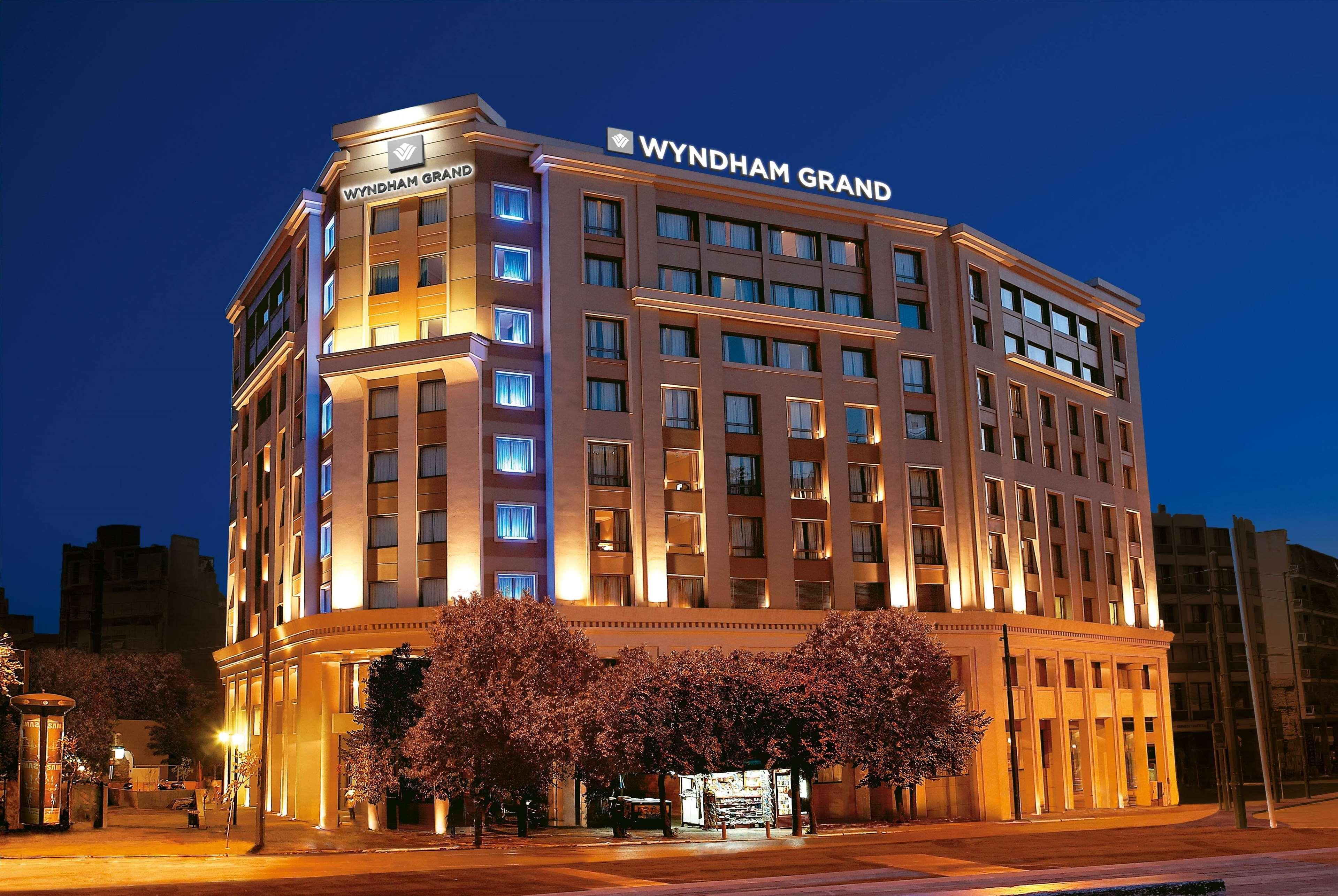 Wyndham Grand Athens Hotel Exterior photo Wynham Grand Hotel